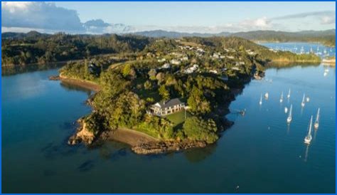 Bay of Islands mansion built for drug dealer Mr Asia on the market again