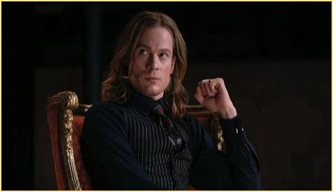 Discovering The Height Of Actor Sam Reid: A Closer Look