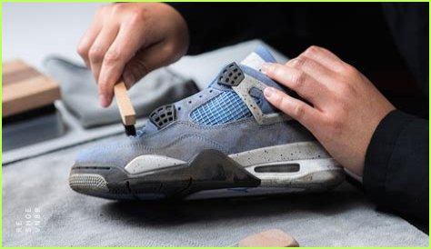 how to clean jordan suede?