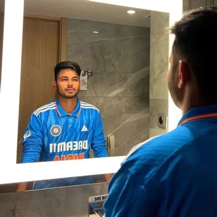 Saumy Pandey (Cricketer) Bio, Age, Net Worth, Girlfriend & More