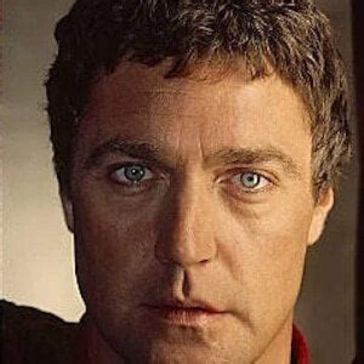 Vincent Regan Net Worth