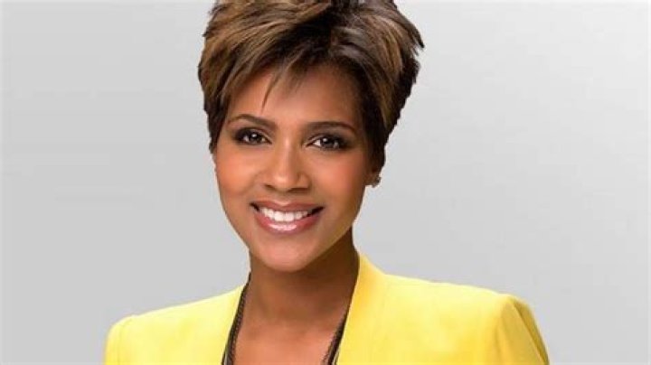 Yetta Gibson Height: Age, Salary, Husband, Married, Family, Facts on Channel 5 News Anchor